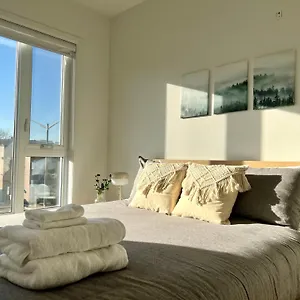 Apartment Le Kameleon 305 - Lumineux Et Moderne, Au Centre-ville, Quebec City